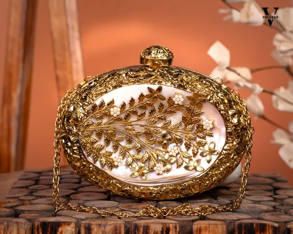 Regal_Bloom_Gilded_MOP_Clutch